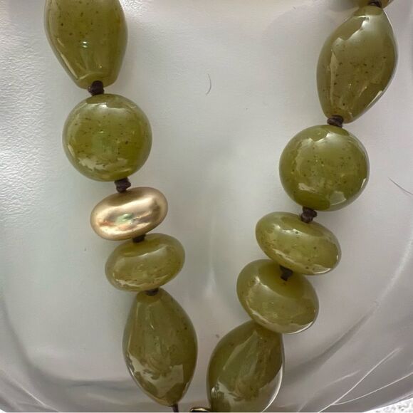 Chico’s Green & Gold Chunky Necklace Great Condition. SOLD OUT AT CHICO’S. - Picture 2 of 5